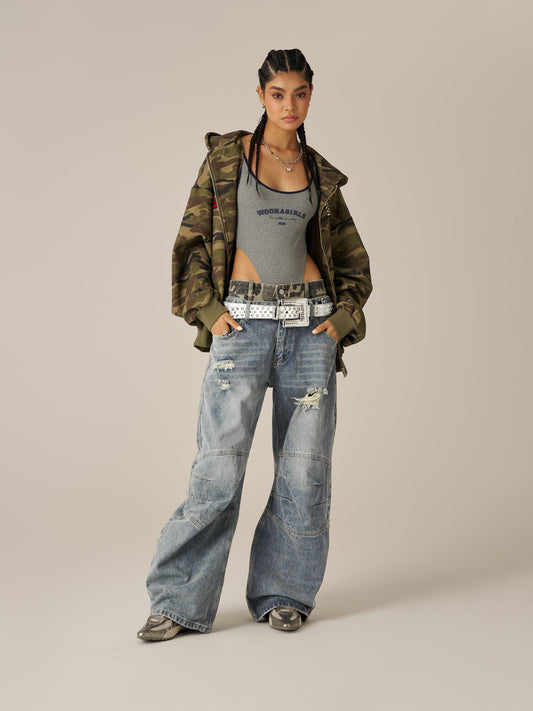 HEIGHT: 5'8' WEIGHT: 110LBS WEARING: 32