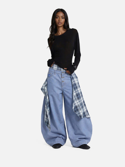 HEIGHT:5'6" WEIGHT:104LBS WEARING:S