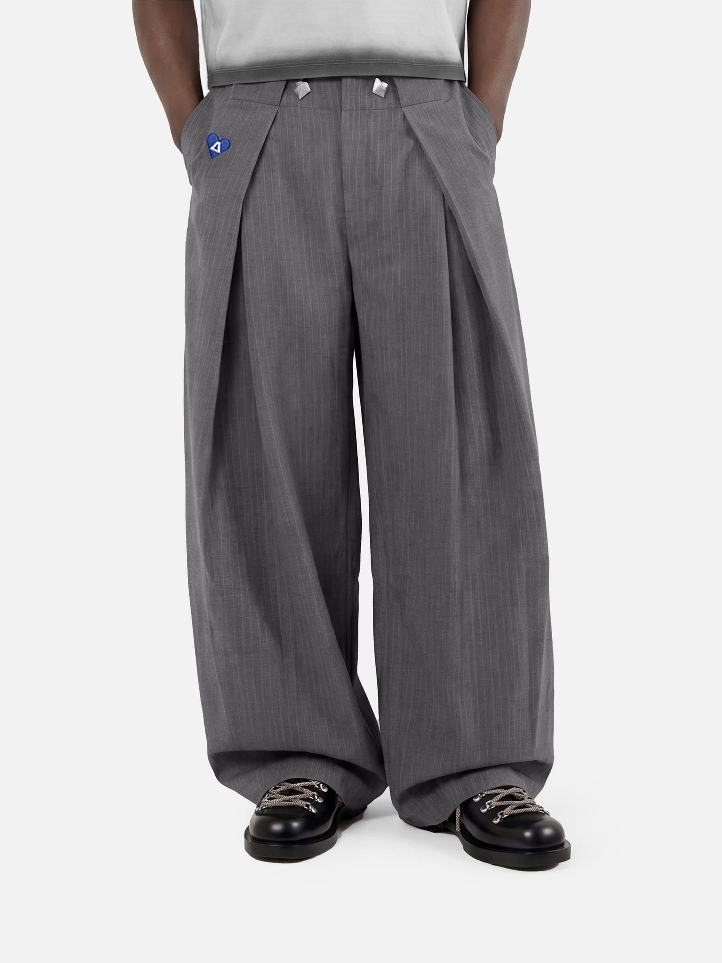 HEIGHT:6'0" WEIGHT:163LBS WEARING:34