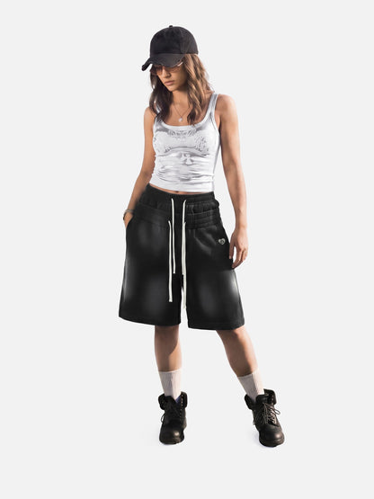 HEIGHT:5'6" WEIGHT:104LBS WEARING:S