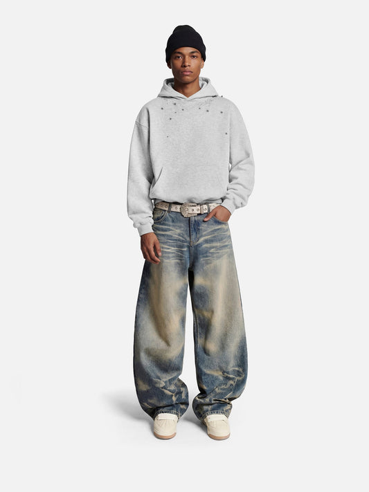 HEIGHT:5'10" WEIGHT:130LBS WEARING:M