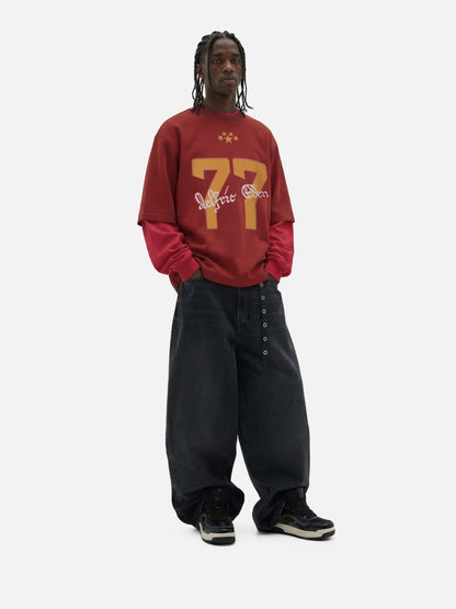 HEIGHT:5'11" WEIGHT:143LBS WEARING:L