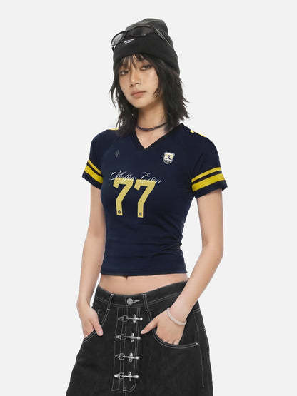 HEIGHT:5'8" WEIGHT:108LBS WEARING:M