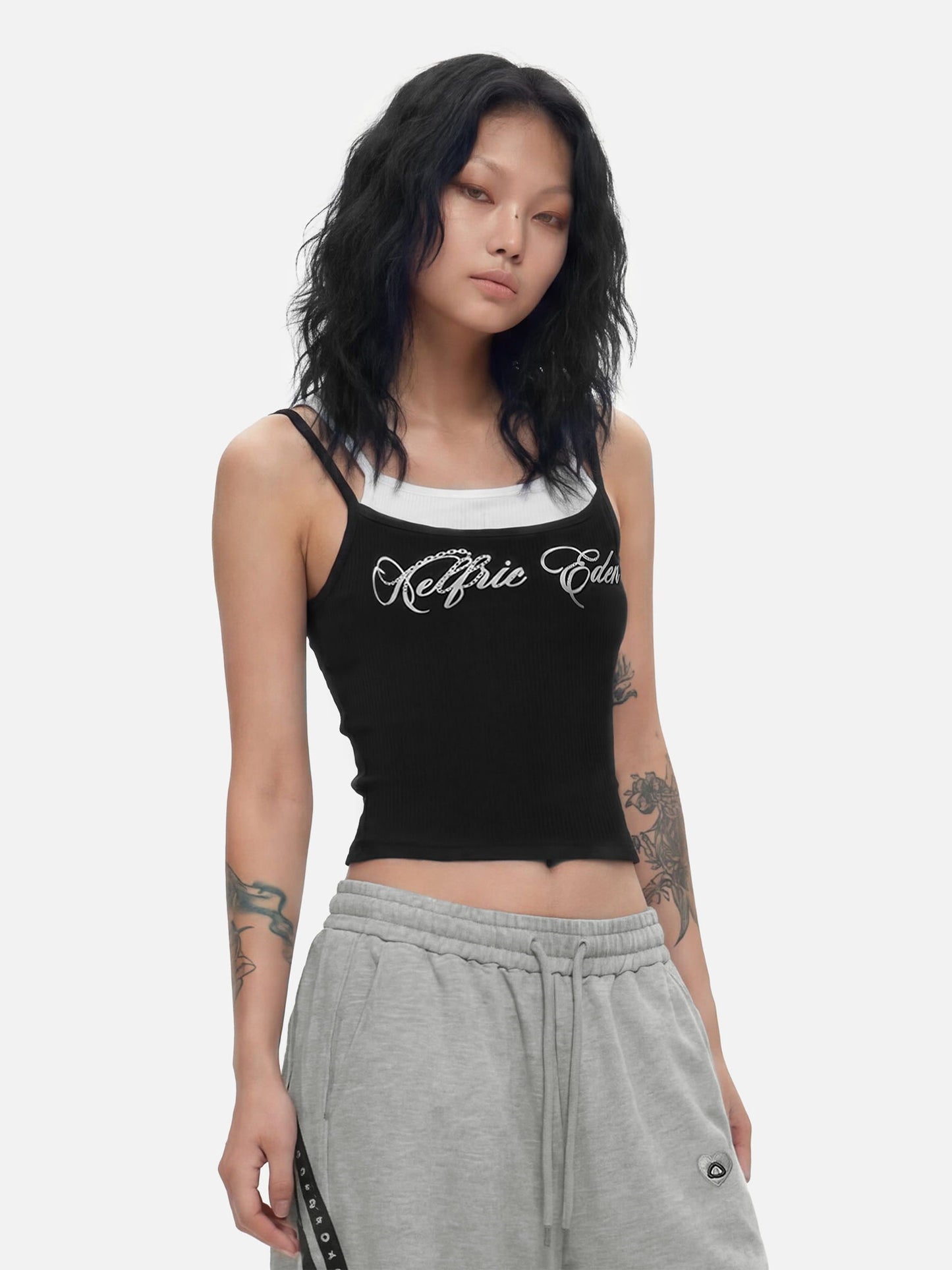 HEIGHT:5'7" WEIGHT:108LBS WEARING:S