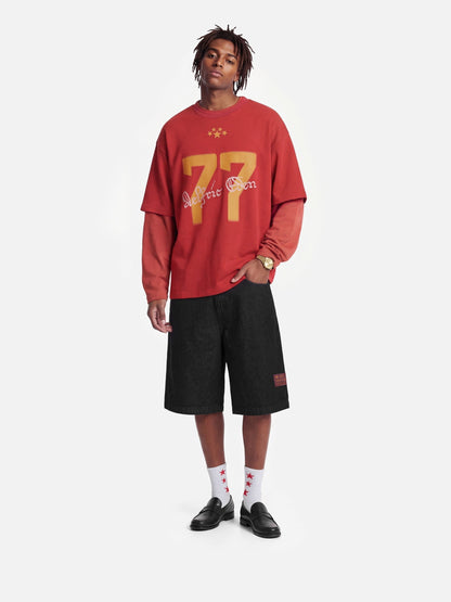 HEIGHT:5'10" WEIGHT:139LBS WEARING:M