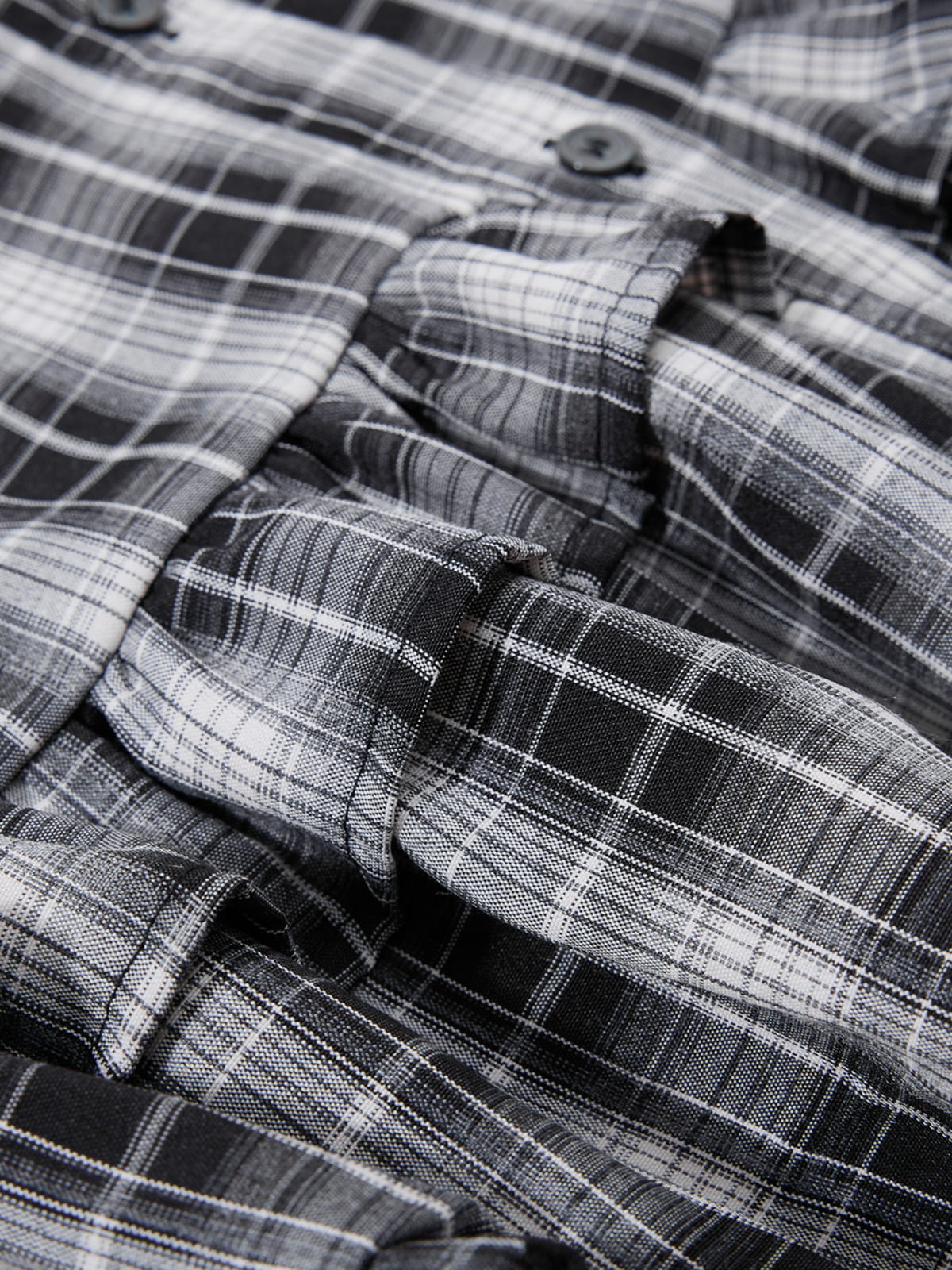 Aelfric Eden Plaid Ruffle Short Sleeve Shirt