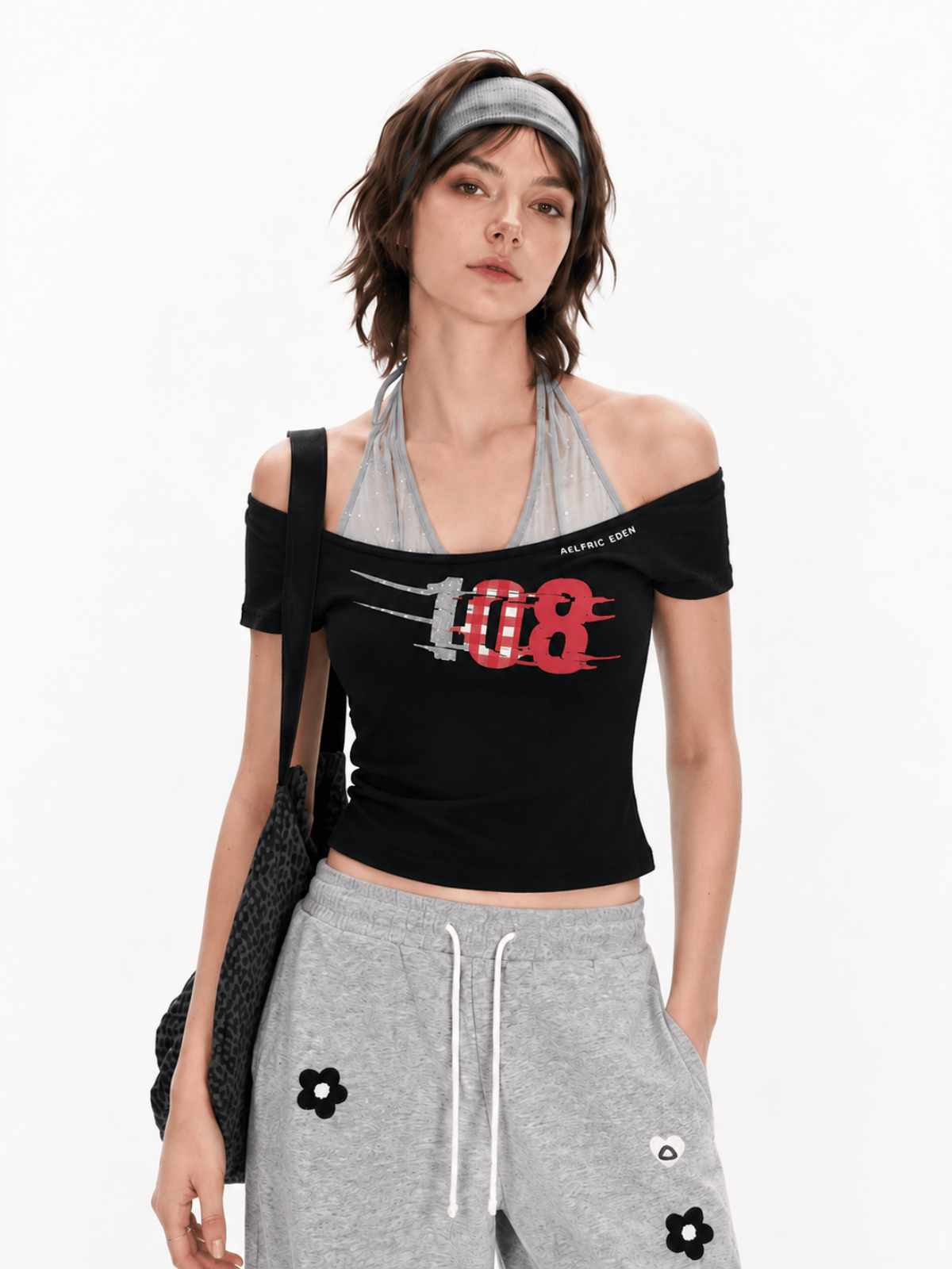 HEIGHT:5'7" WEIGHT:108LBS WEARING:S